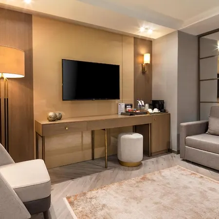 Mula Hotel 5*