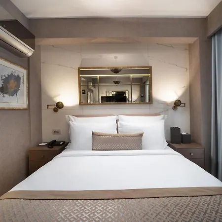 Mula Hotell 5*