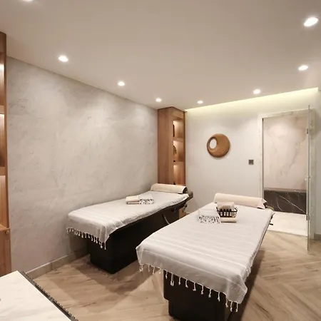 Mula Hotel 5*