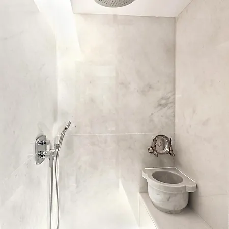Mula Hotell 5*