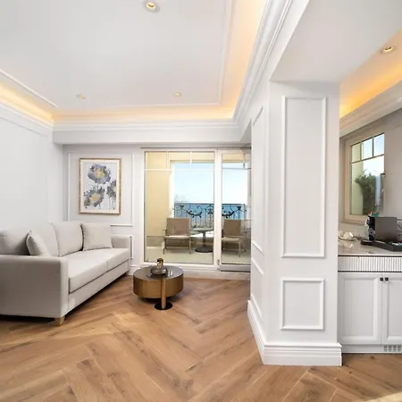 Hotel Mula 5*