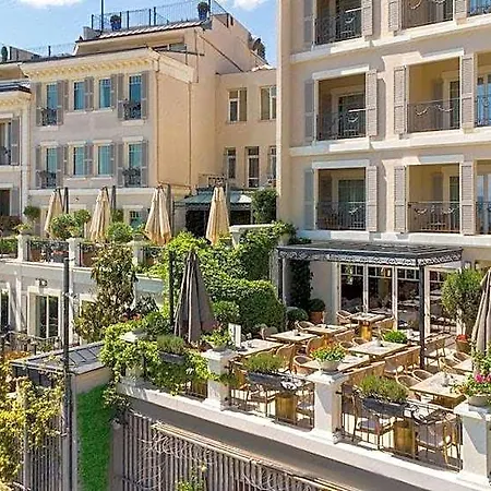 Mula Hotel