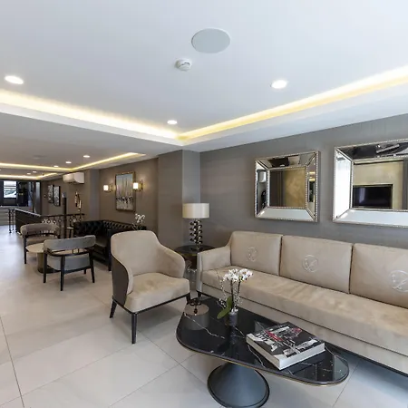 Mula Hotel
