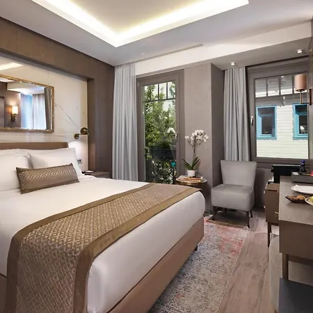 Mula イスタンブール